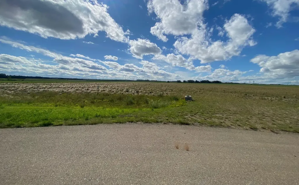 2 431029 Range Road 261 Rural Ponoka County AB T4J 1R4