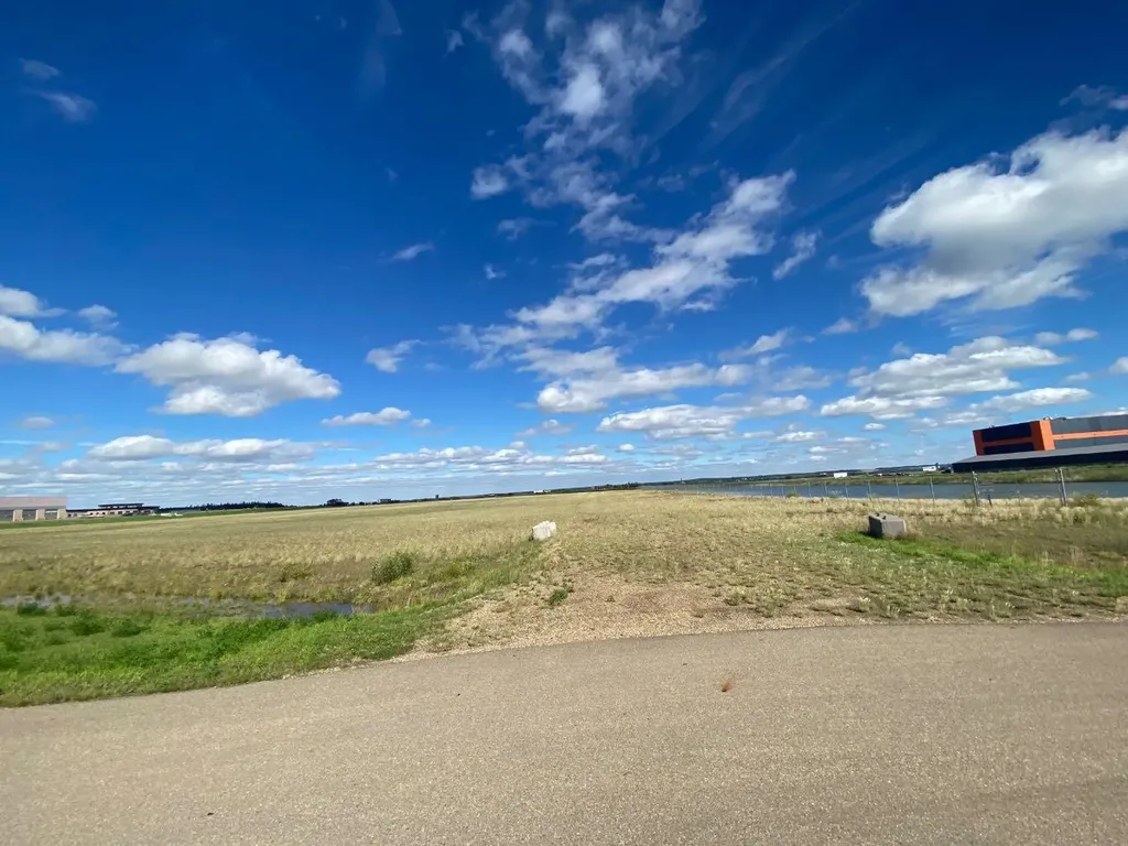 1 431029 Range Road 261 Rural Ponoka County AB T4J 1R4