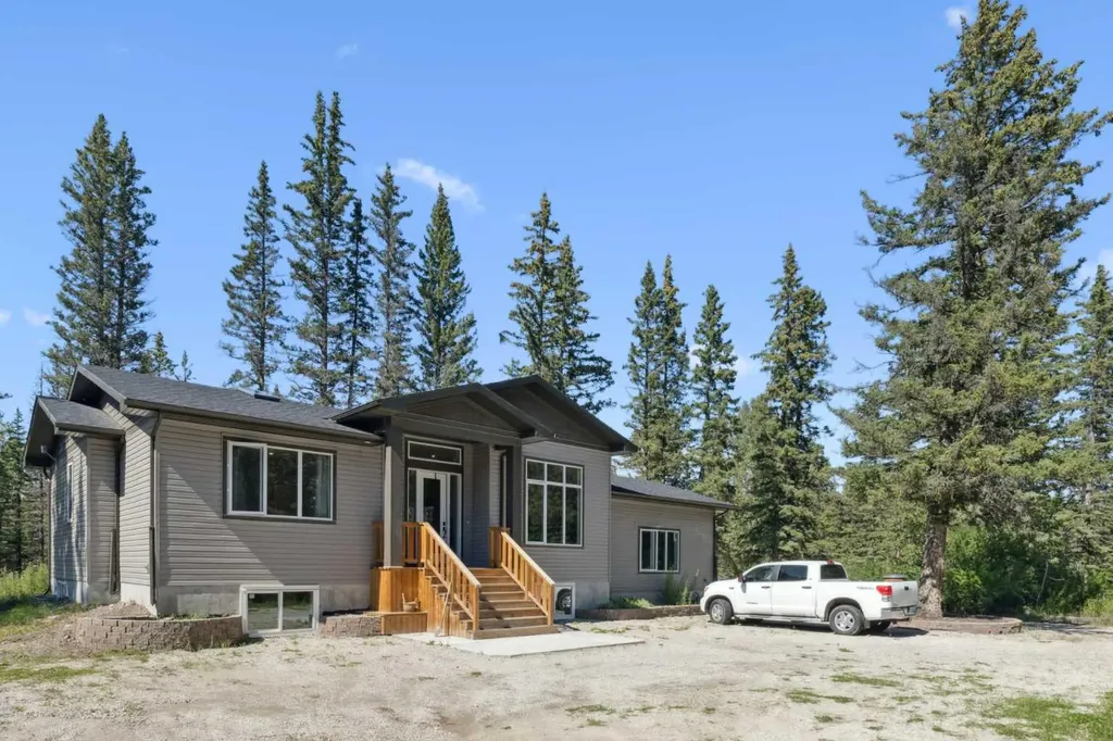 40018 Township Road 242 Rural Rocky View County AB T3Z 2Z1