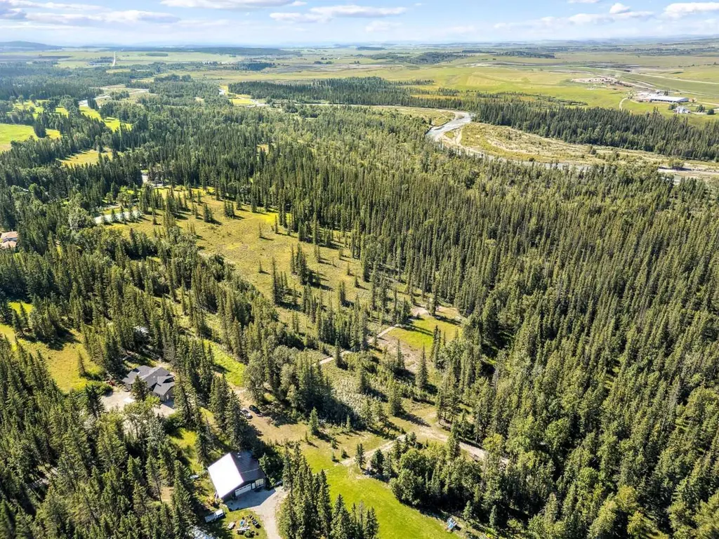40018 Township Road 242 Rural Rocky View County AB T3Z 2Z1