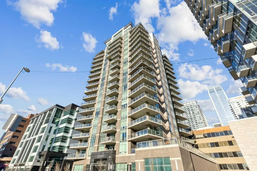 530 12 Avenue SW Calgary AB T2R 0B1