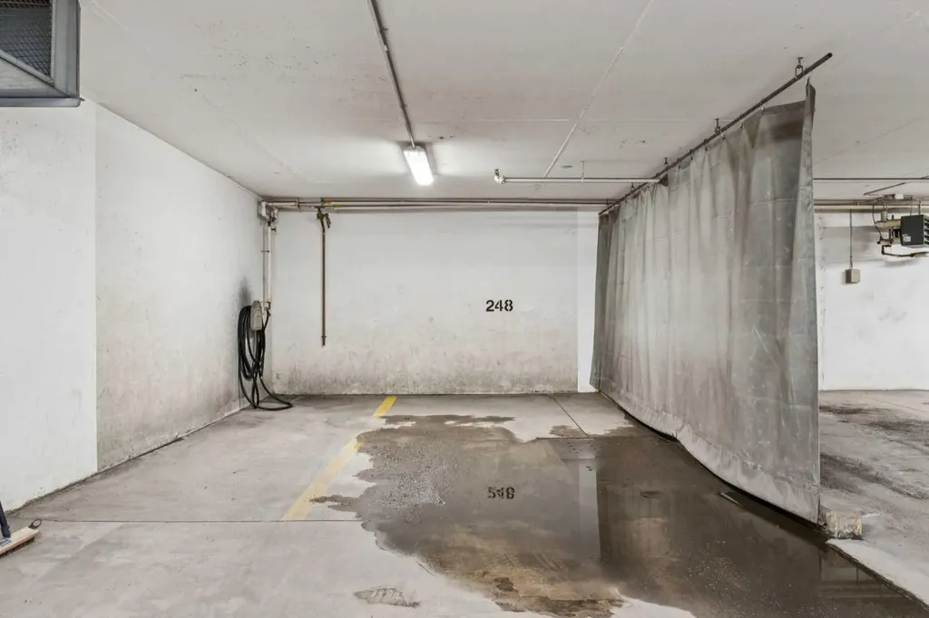 530 12 Avenue SW Calgary AB T2R 0B1