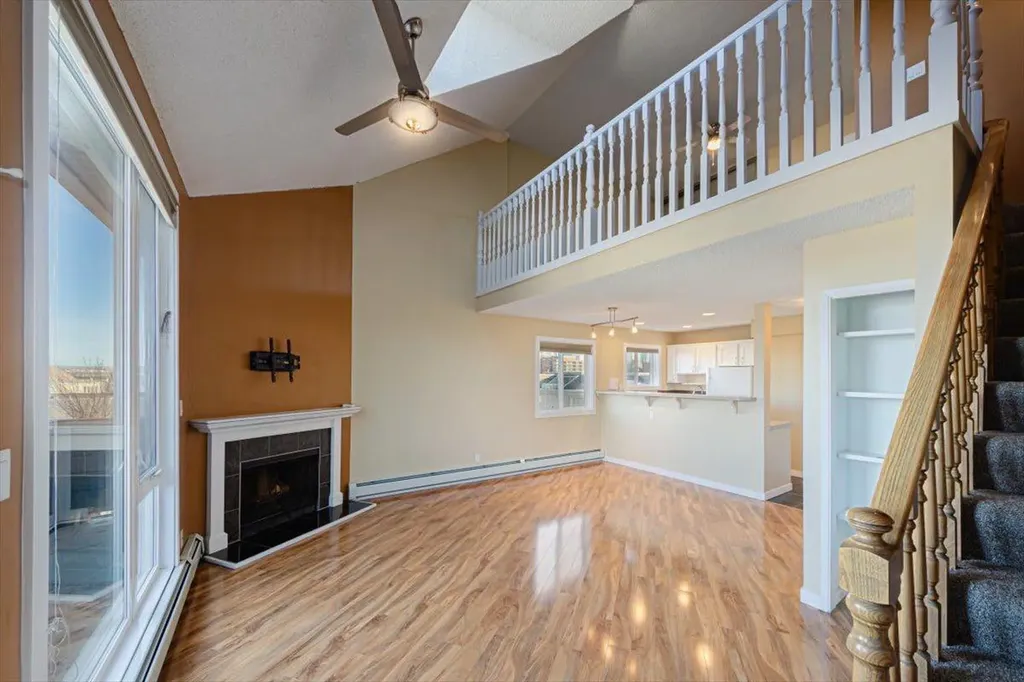 1817 14a Street SW Calgary AB T2T 3W7