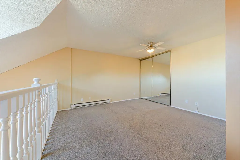 1817 14a Street SW Calgary AB T2T 3W7