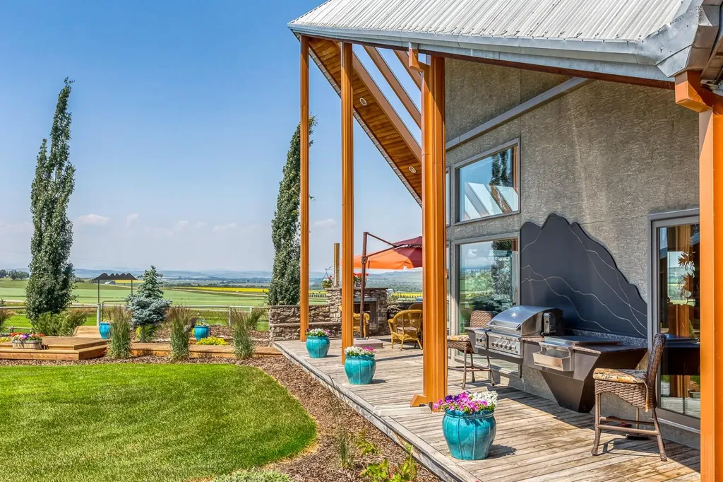 386038 64 Street W Rural Foothills County AB T0L 1T0