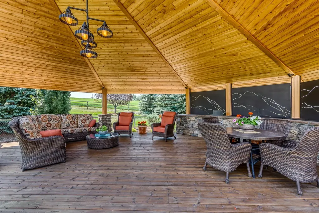 386038 64 Street W Rural Foothills County AB T0L 1T0