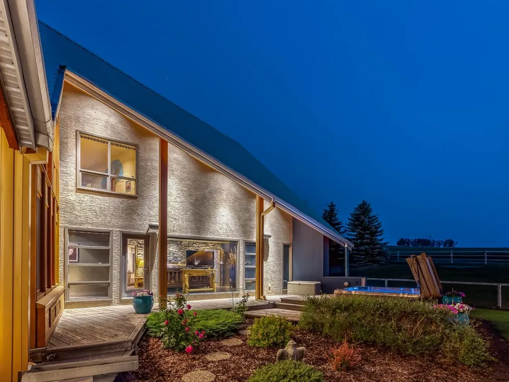 386038 64 Street W Rural Foothills County AB T0L 1T0
