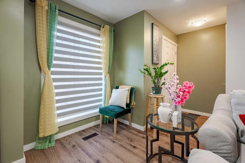 2400 Ravenswood View SE Airdrie AB T4A0v7