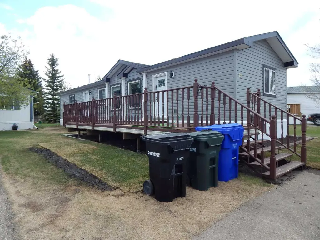 5210 65 Avenue Olds AB T4H 1W7