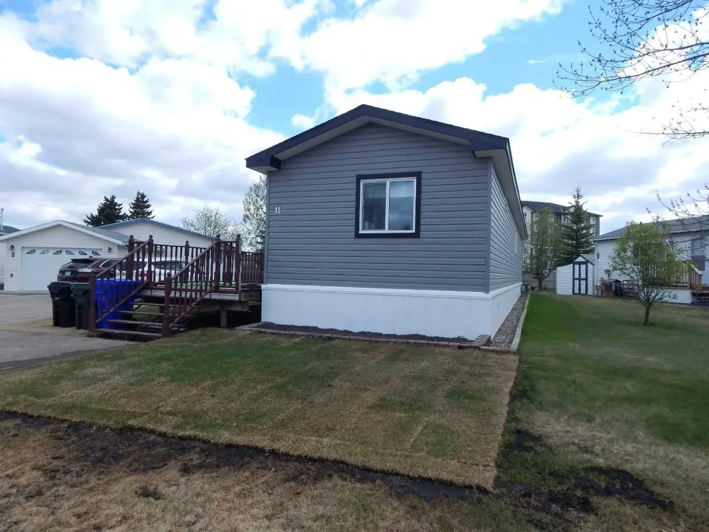 5210 65 Avenue Olds AB T4H 1W7