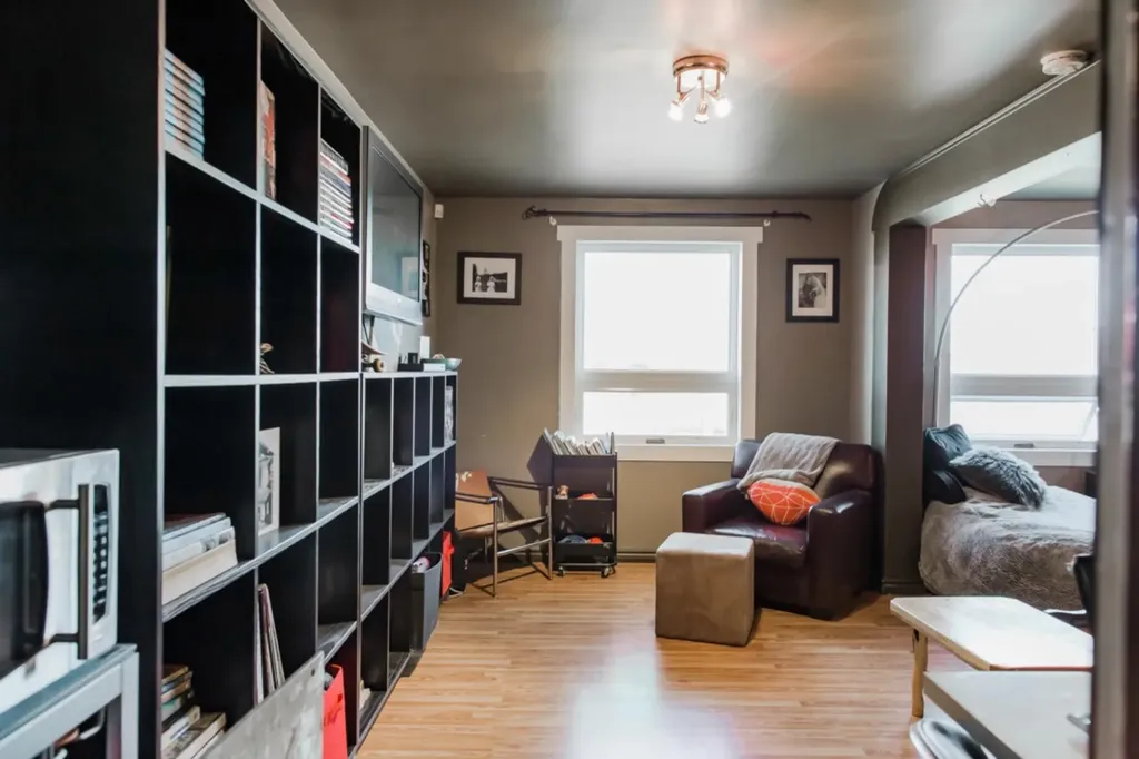 10027A 100 Avenue Grande Prairie AB T8V 0V2