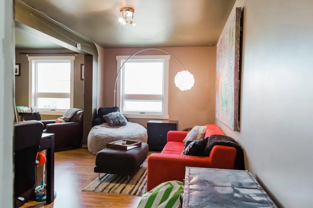 10027A 100 Avenue Grande Prairie AB T8V 0V2