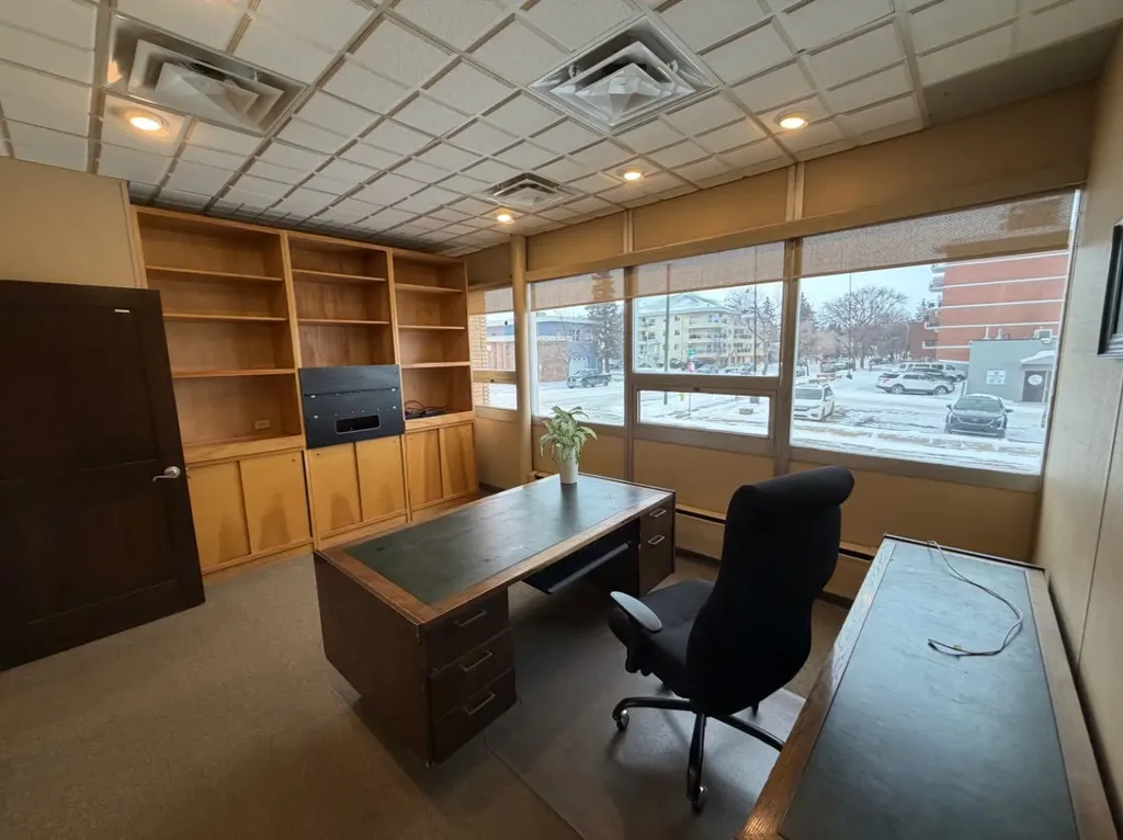 5026 50 Street Lloydminster AB T9V1P3