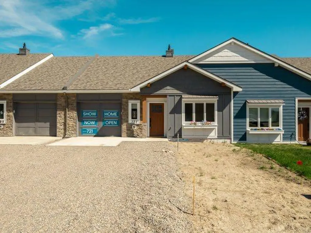 771 7 Avenue W Cardston AB T0K 0K0