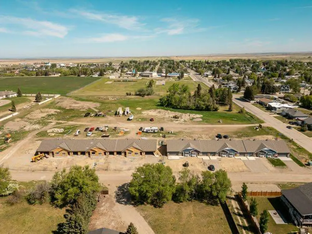 771 7 Avenue W Cardston AB T0K 0K0