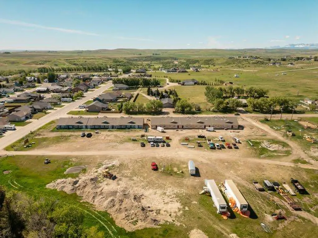 771 7 Avenue W Cardston AB T0K 0K0