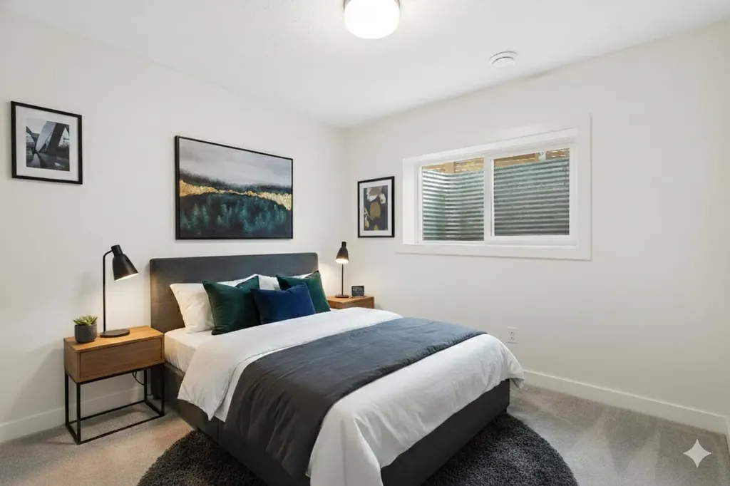 2117 81st Street SW Calgary AB T3H 6H5