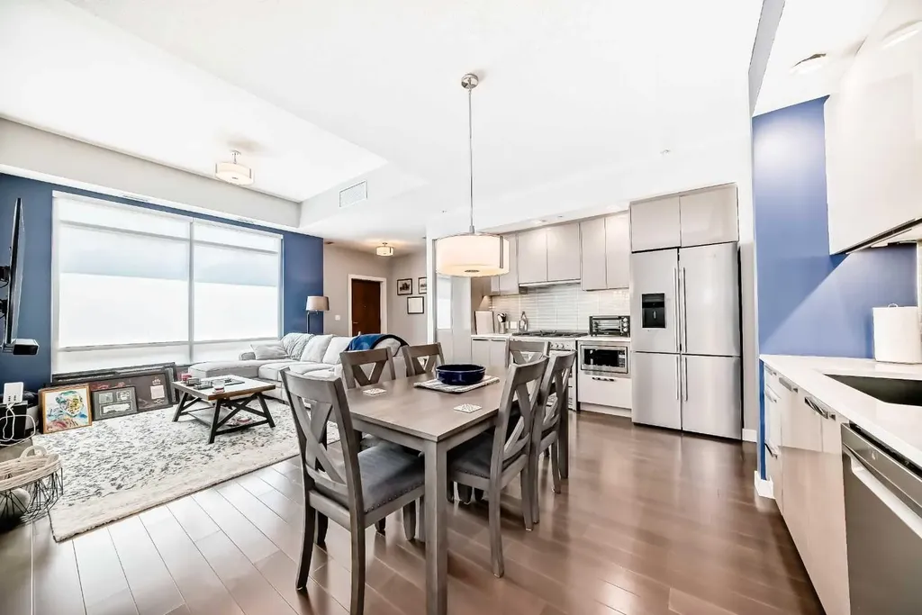 1234 5 Avenue NW Calgary AB T2N 0R9