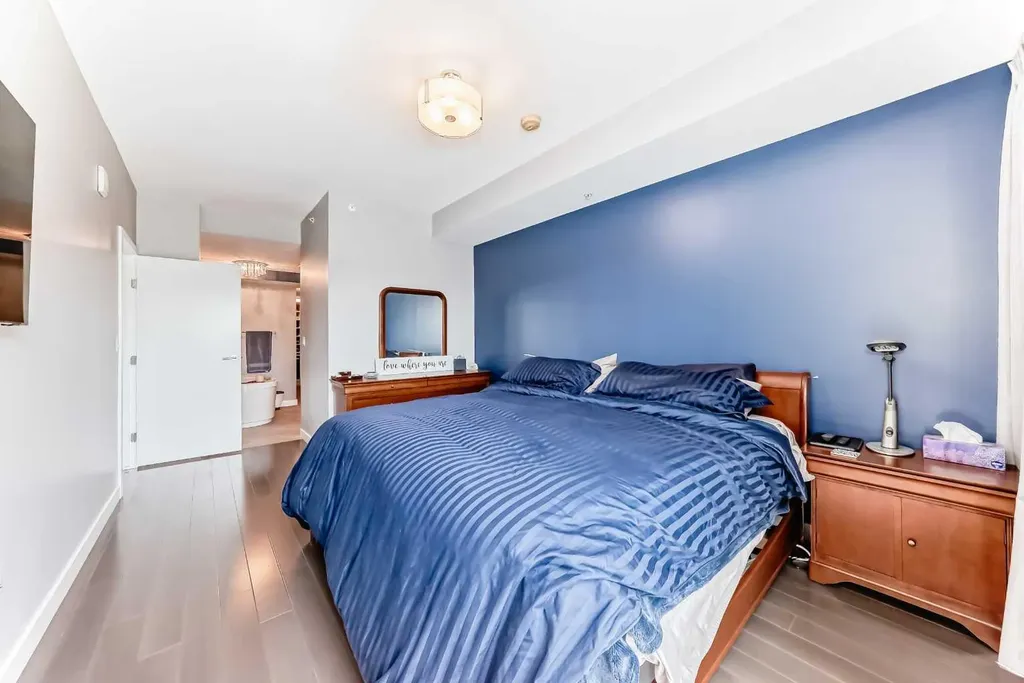 1234 5 Avenue NW Calgary AB T2N 0R9
