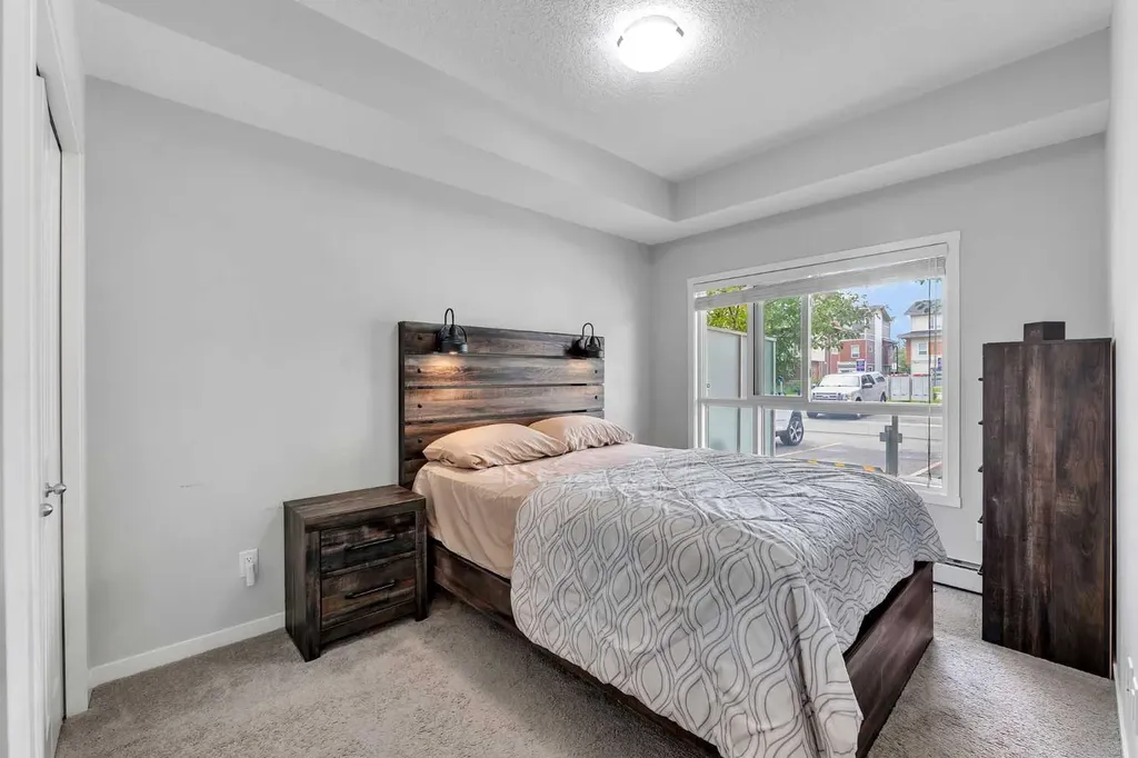 370 Harvest Hills Common NE Calgary AB T3K 2M8