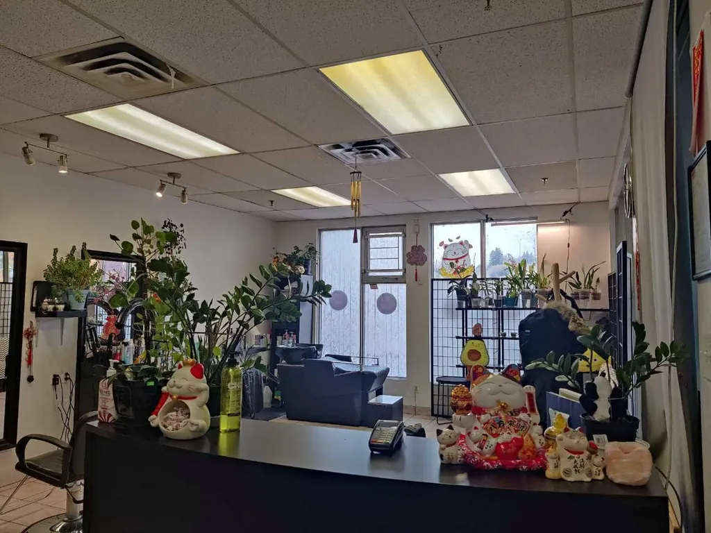 132 3 Avenue SE Calgary AB T2G 0B6