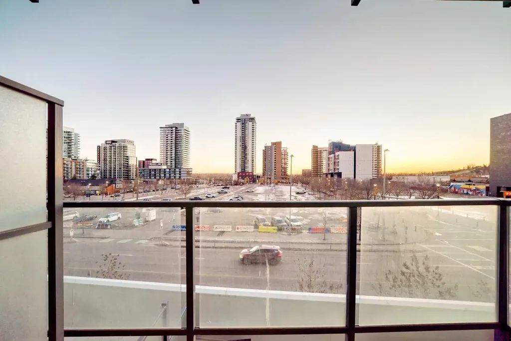 450 8 Avenue SE Calgary AB T2G 1T2