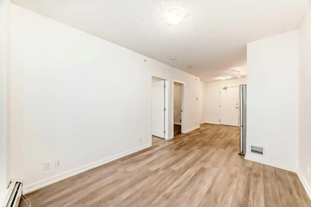 450 8 Avenue SE Calgary AB T2G 1T2