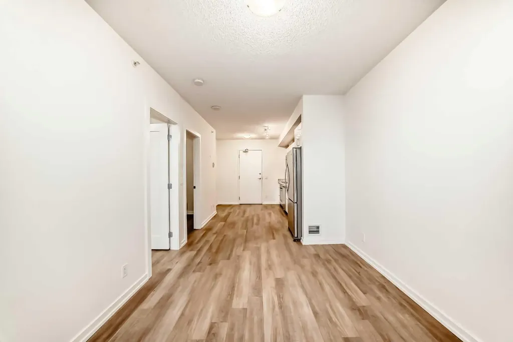 450 8 Avenue SE Calgary AB T2G 1T2
