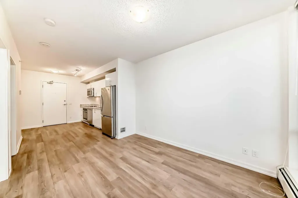 450 8 Avenue SE Calgary AB T2G 1T2