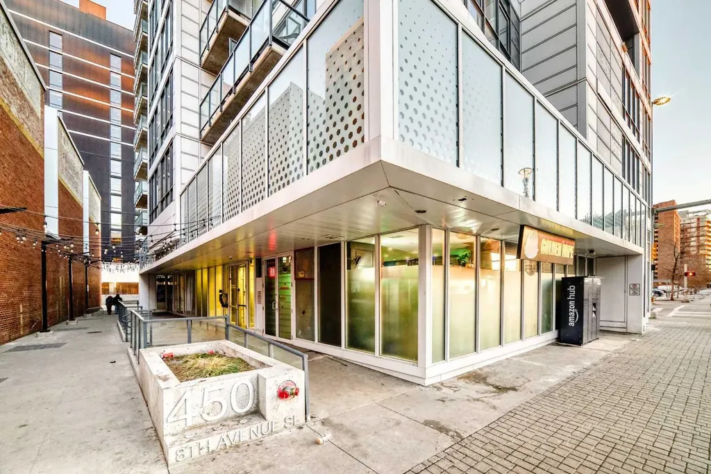 450 8 Avenue SE Calgary AB T2G 1T2