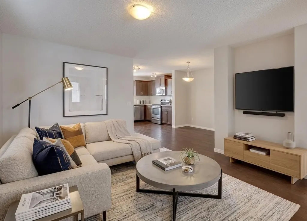 16 Fireside Way Cochrane AB T4C 0R1