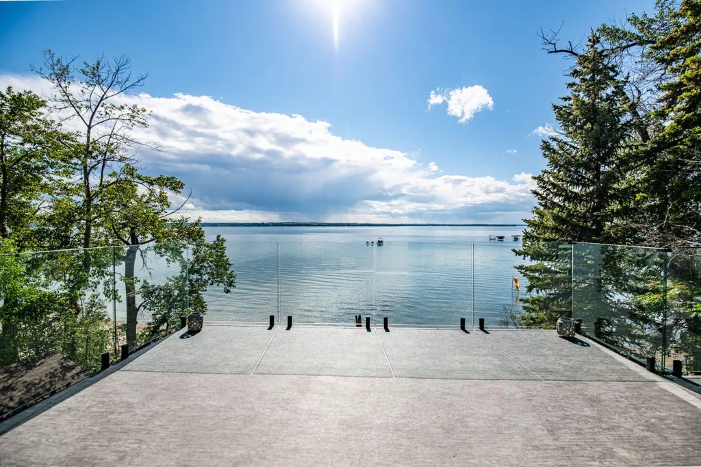 158 Jarvis Bay Drive Jarvis Bay AB T4S 1R8