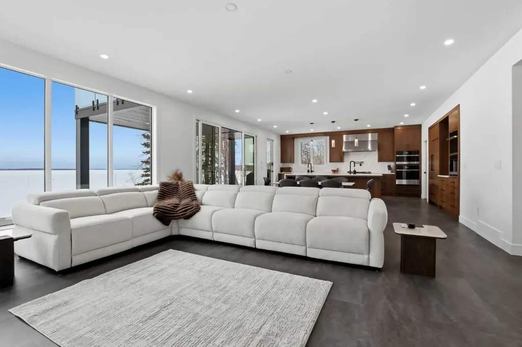 158 Jarvis Bay Drive Jarvis Bay AB T4S 1R8
