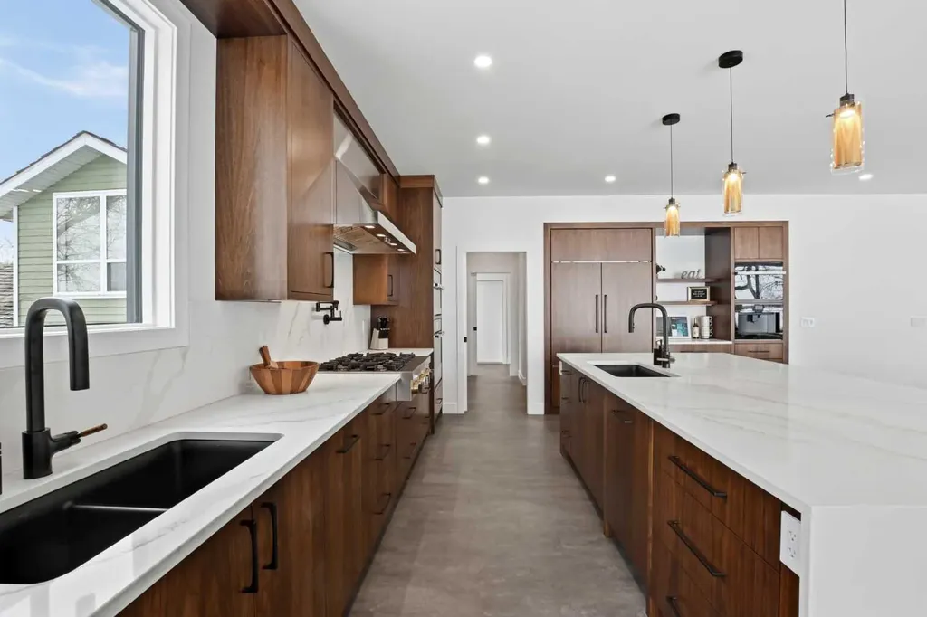 158 Jarvis Bay Drive Jarvis Bay AB T4S 1R8
