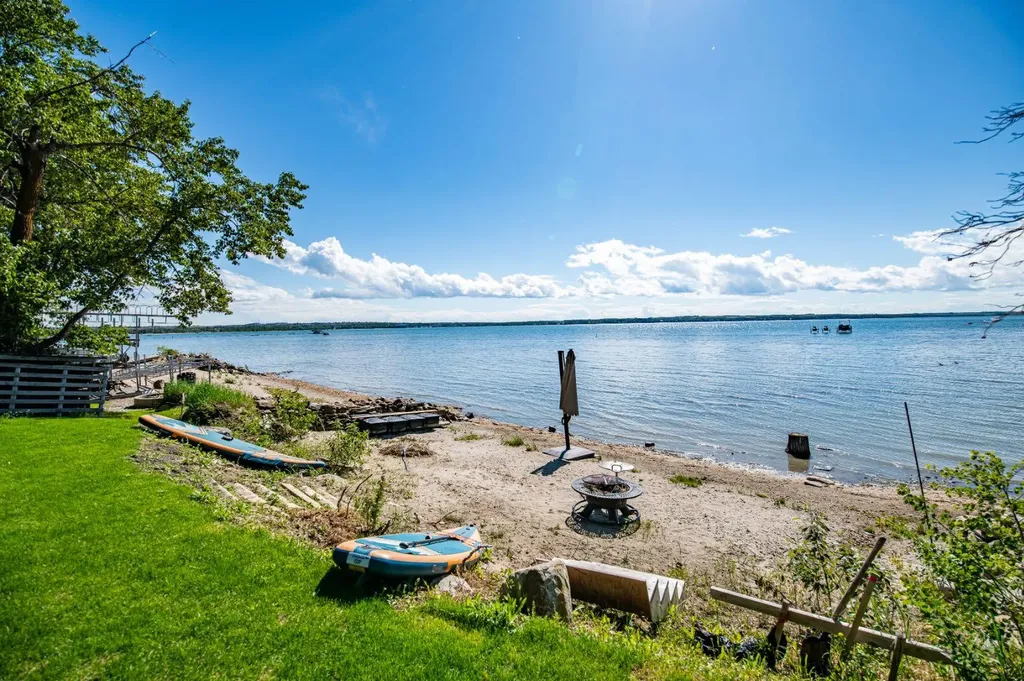 158 Jarvis Bay Drive Jarvis Bay AB T4S 1R8