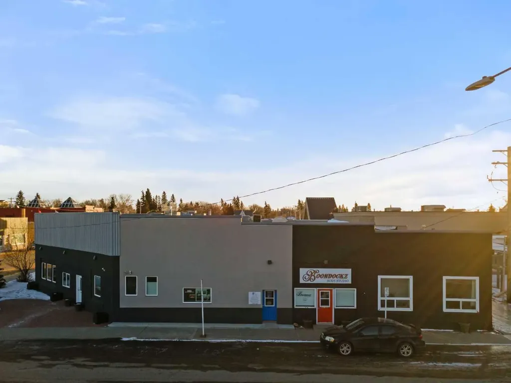 4803 50 Avenue Camrose AB T4V 0S1