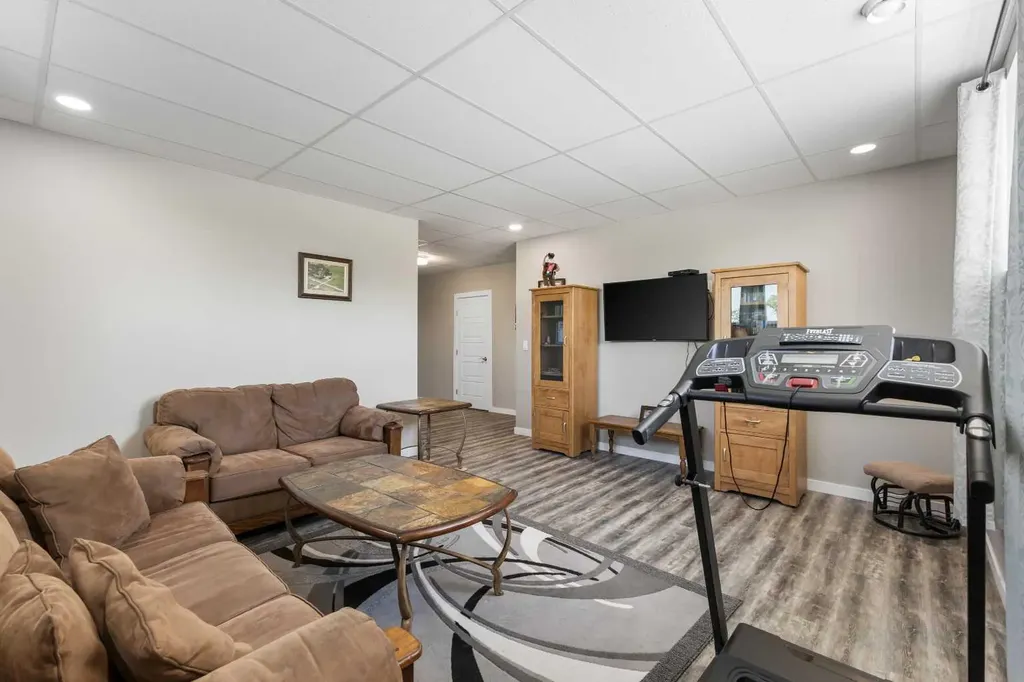 243077 Range Road 255 Rural Wheatland County AB T1P 0H9