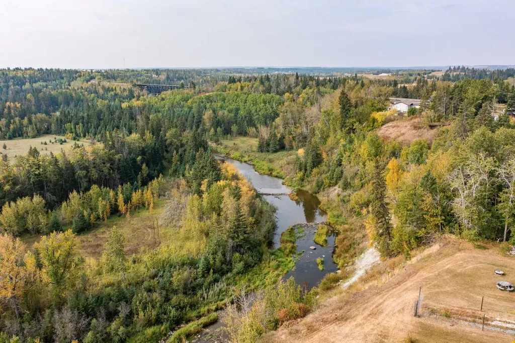 27111 597 Highway Rural Lacombe County AB T0M 0J0