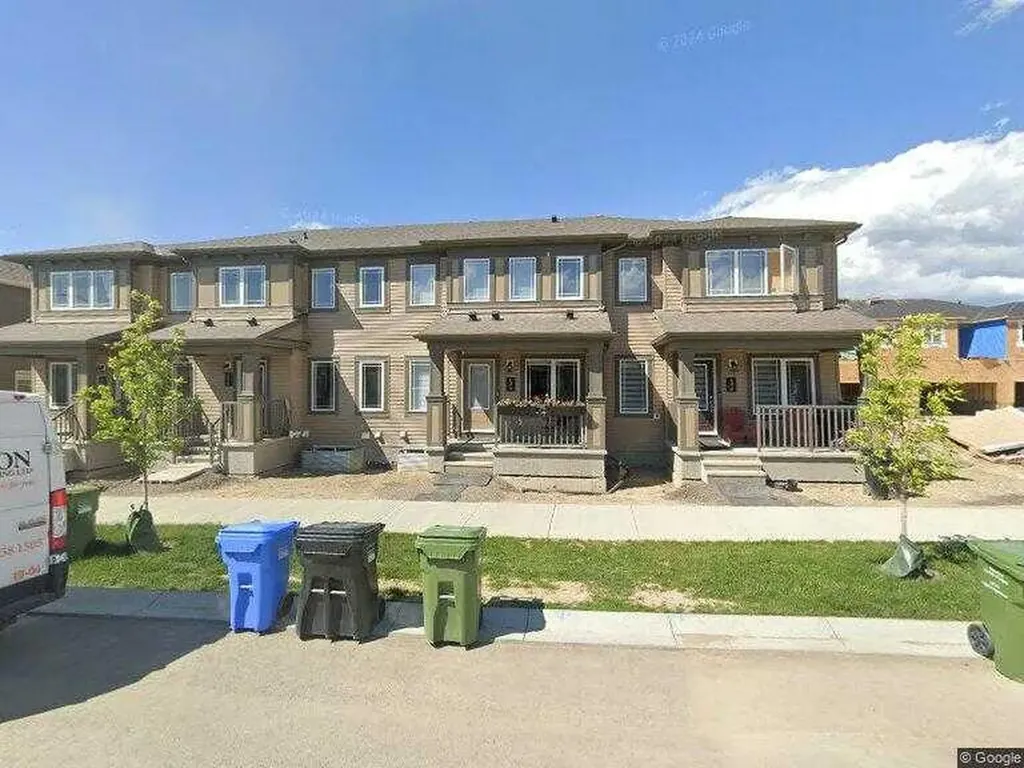 1378 148 Avenue NW Calgary AB T3P 1T9