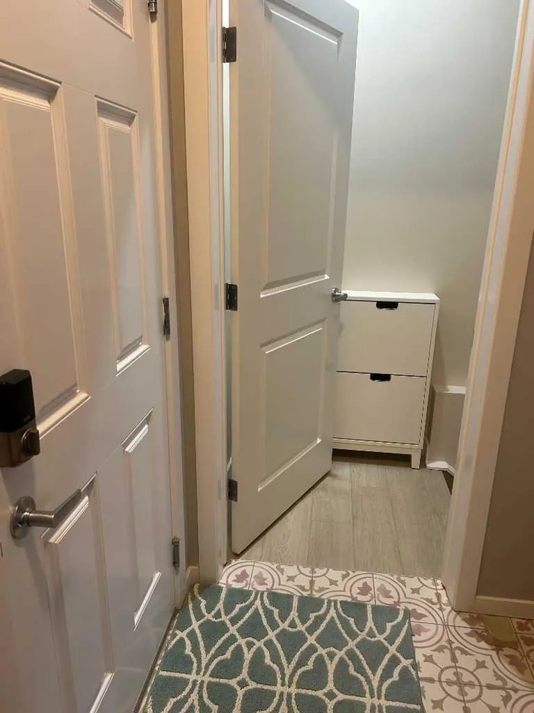 1378 148 Avenue NW Calgary AB T3P 1T9