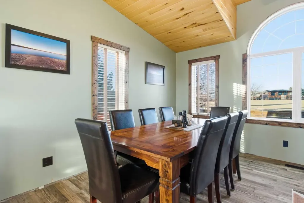 619 Lakeside Drive Rural Vulcan County AB T0B2R0