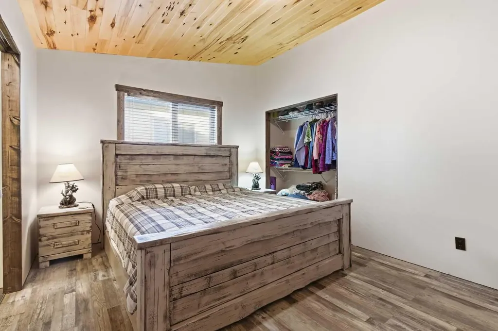 619 Lakeside Drive Rural Vulcan County AB T0B2R0