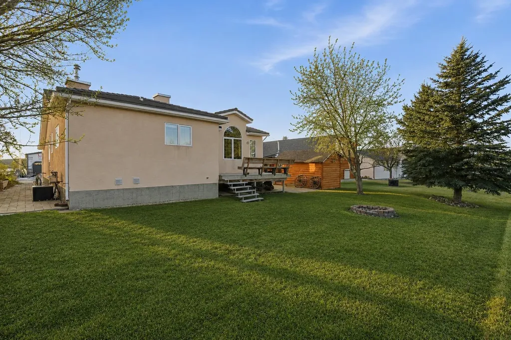 619 Lakeside Drive Rural Vulcan County AB T0B2R0