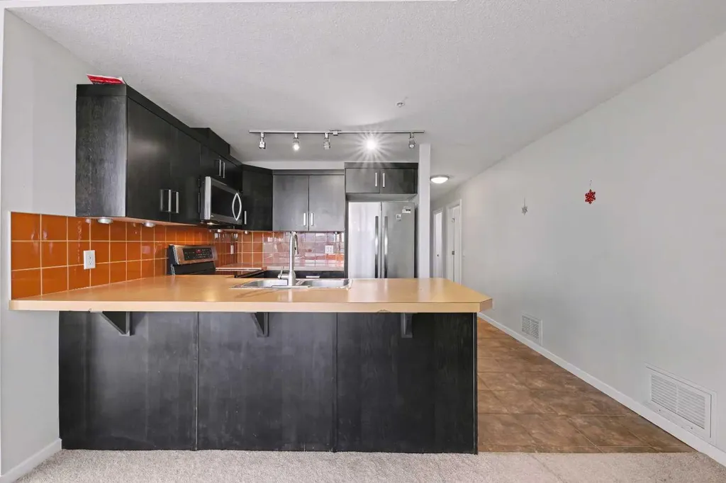1410 1 Street SE Calgary AB T2G 5T5