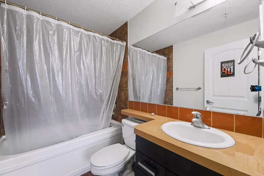 1410 1 Street SE Calgary AB T2G 5T5