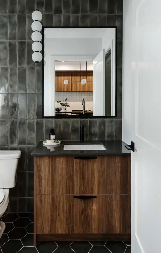 430 Sage Hill Road NW Calgary AB T3R 2J9