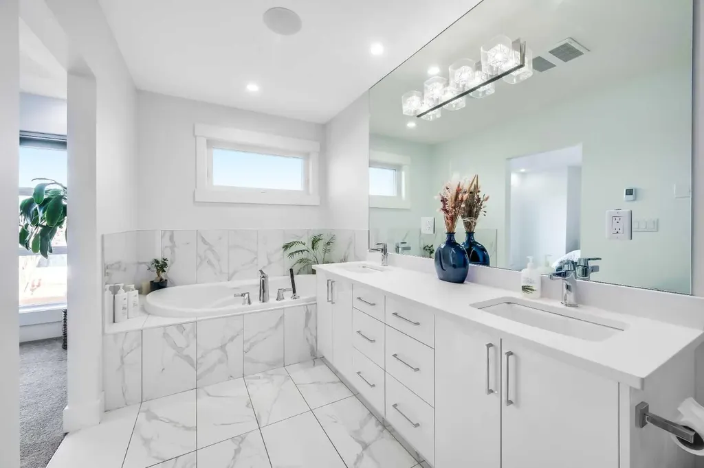 2415 25 Avenue NW Calgary AB T2M 2C6