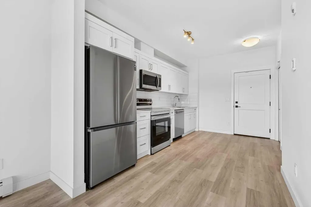 40 Sage Hill Walk NW Calgary AB T3R 2C5