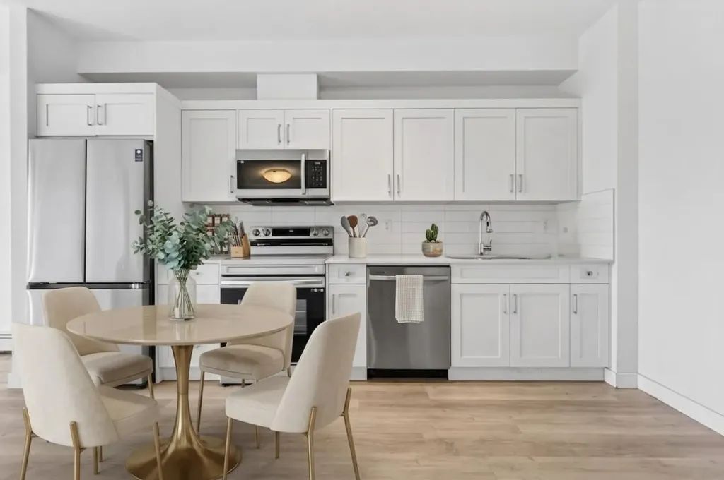 40 Sage Hill Walk NW Calgary AB T3R 2C5