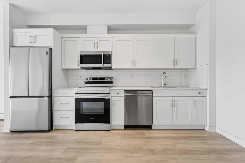 40 Sage Hill Walk NW Calgary AB T3R 2C5